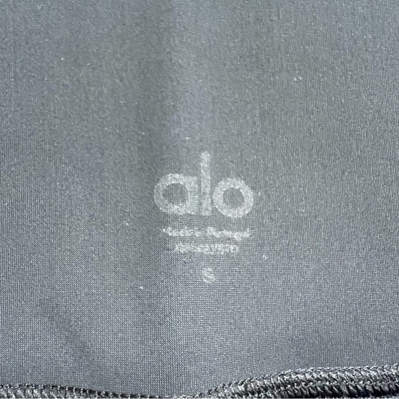 2/25 ALO Yoga Leggings S Womens Black
Ripped Warrior High Waisted Tights Pilates - Picture 5 of 6